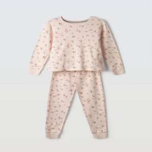 Παιδική πιτζάμα κορίτσι με φλοράλ τύπωμα σε εκρού ριμπ ύφασμα