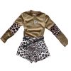 Παιδικό σετ με μπεζ μπλούζα και leopard print σορτς με ζώνη – μοντέρνο ντύσιμο για κορίτσια.